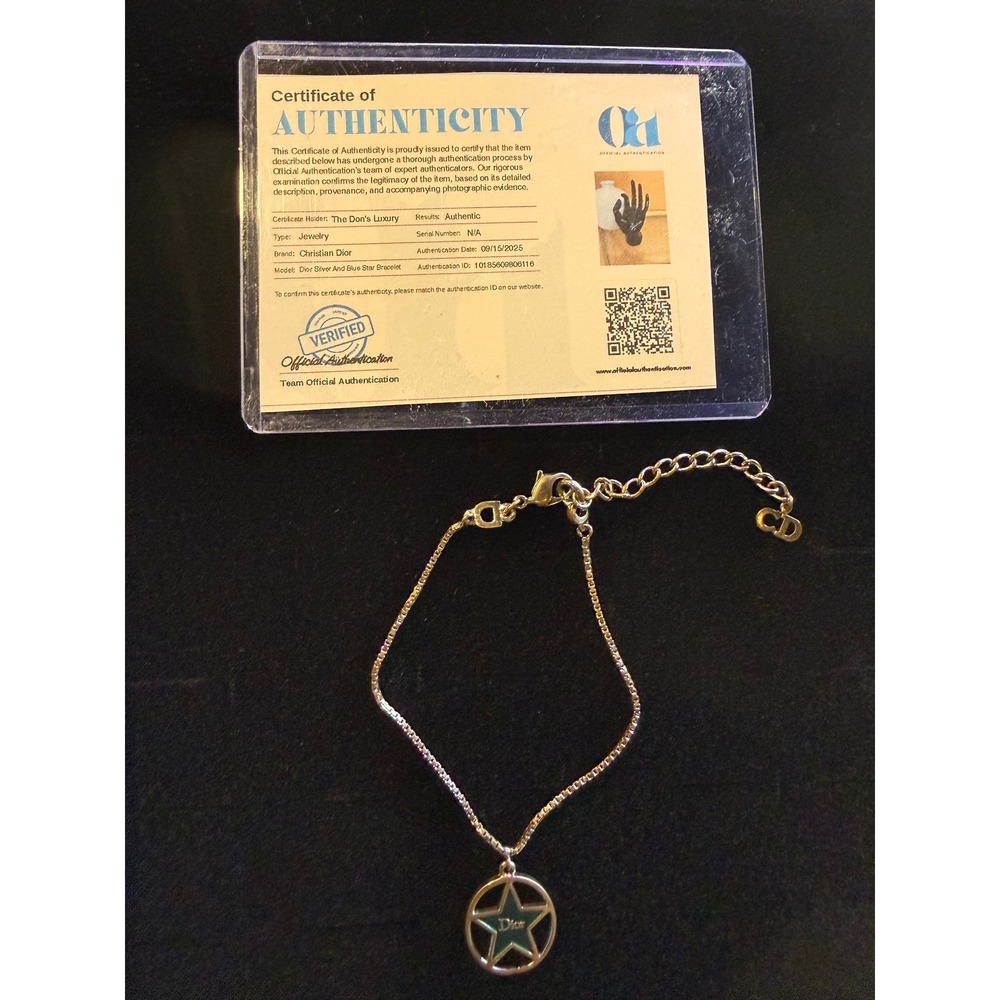 Christian Dior Vintage Gold Tone Teal Enamel Star Charm Bracelet CD Logo Pendant - Picture 4 of 4